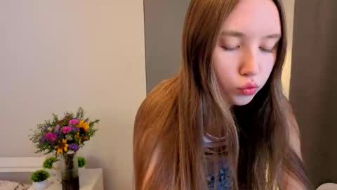 Holly Molly Im Polly online show from September 14, 6:04 am