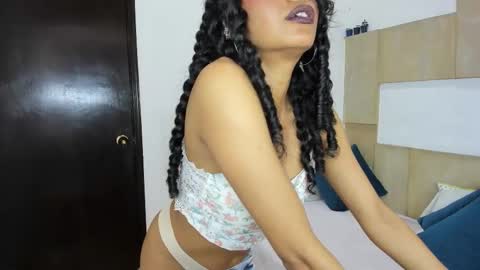 Anna online show from January 8, 8:47 pm