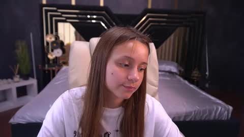 Snapshot of annapearlll chatting on September 23, 8:37 pm Anna online show from September 23, 8:37 pm
