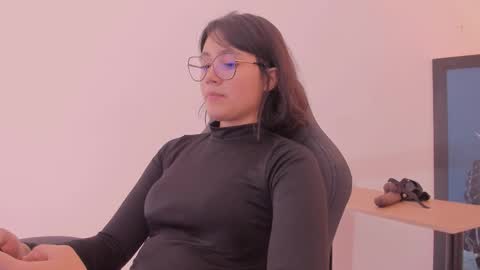 Annara Lein online show from November 8, 4:37 am