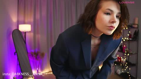 Anna online show from January 18, 5:44 pm