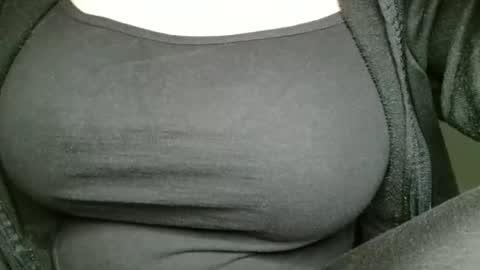 Bella online show from March 19, 6:35 pm