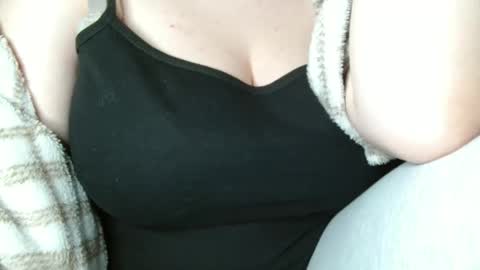 Bella online show from February 12, 3:48 pm