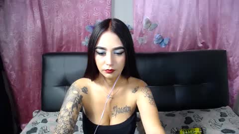 Snapshot of anne_jm chatting on October 5, 12:08 am Anne online show from October 5, 12:08 am