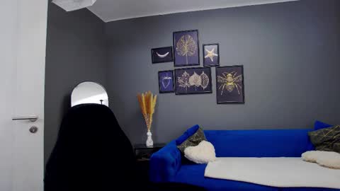 Anne online show from September 19, 4:16 am