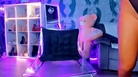 Ana online show from March 6, 7:29 am