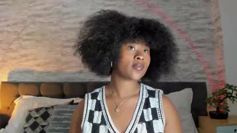 Anneth online show from November 22, 7:56 pm