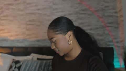 Anneth online show from November 18, 8:34 pm