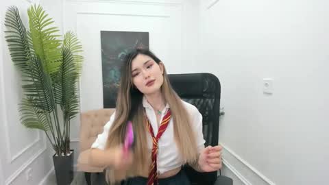 Snapshot of annetli chatting on September 28, 5:16 am annetli online show from September 28, 5:16 am