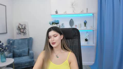 Snapshot of annetli chatting on September 24, 12:06 am annetli online show from September 24, 12:06 am