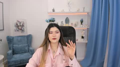 Snapshot of annetli chatting on October 15, 3:32 am annetli online show from October 15, 3:32 am