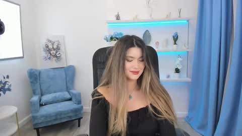 Snapshot of annetli chatting on October 5, 7:21 pm annetli online show from October 5, 7:21 pm