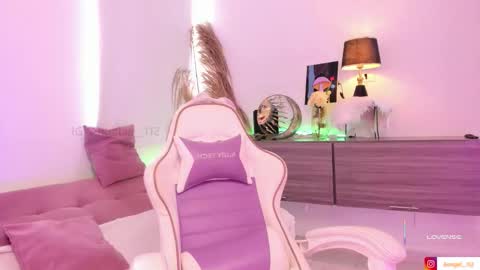 Angel online show from February 11, 5:50 pm