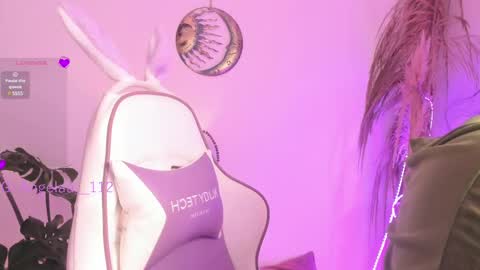 Snapshot of anngel_1 chatting on February 13, 3:45 pm Angel online show from February 13, 3:45 pm