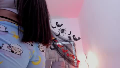 Camila  Anni online show from November 2, 1:38 am