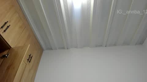 annie_barozzi online show from February 21, 10:40 am