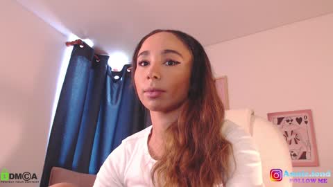 Snapshot of annie_es chatting on December 30, 3:56 pm Annie online show from December 30, 3:56 pm