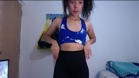 Snapshot of annie_rosse1017 chatting on September 17, 2:59 am annie_rosse1017 online show from September 17, 2:59 am