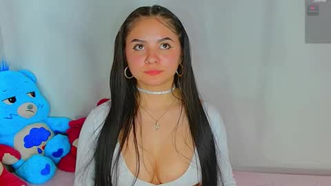 anniecutte online show from November 24, 6:39 pm