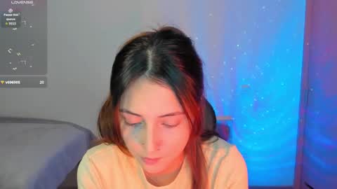 Snapshot of anniemora_ chatting on September 24, 2:51 am Annie online show from September 24, 2:51 am