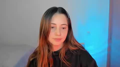 Snapshot of anniemora_ chatting on September 26, 3:36 am Annie online show from September 26, 3:36 am