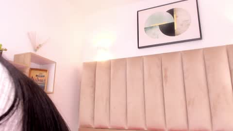 Snapshot of anniie_queen chatting on February 1, 2:58 am Annie Queen online show from February 1, 2:58 am
