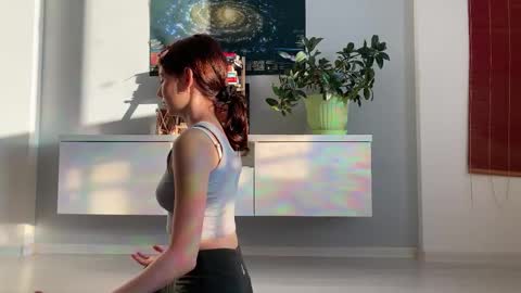 Snapshot of anntics_ chatting on September 12, 3:19 am N  antics online show from September 12, 3:19 am