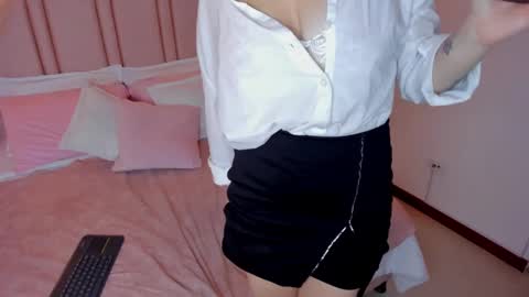 Snapshot of anntonella_watson chatting on September 26, 12:57 pm ANTON online show from September 26, 12:57 pm