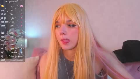 Snapshot of anny_h1ll chatting on September 25, 9:49 am Anny GMT2 Wed 10 AM - 4 PM Thur 10 AM - 4 PM Fri 10 AM - 4 PM Sat 10 AM - 4 PM Sun 10 AM - 4 PM. online show from September 25, 9:49 am
