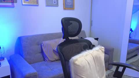 ANNY LOUIS online show from November 24, 7:12 pm