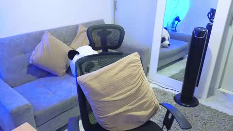 ANNY LOUIS online show from November 27, 8:16 pm