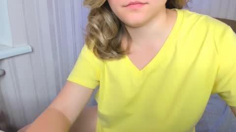 anny_love_you online show from October 16, 9:57 pm