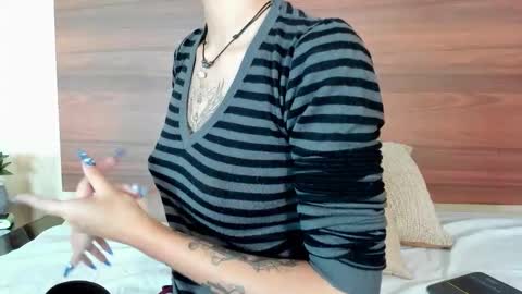 Snapshot of annykitty_ chatting on September 15, 3:52 am Anny Kitty online show from September 15, 3:52 am