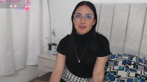 Snapshot of annyroberts_89 chatting on October 12, 10:00 pm Anny online show from October 12, 10:00 pm