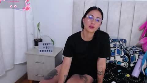Snapshot of annyroberts_89 chatting on October 17, 11:14 am Anny online show from October 17, 11:14 am