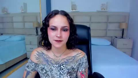 AnnyT online show from October 15, 9:37 pm