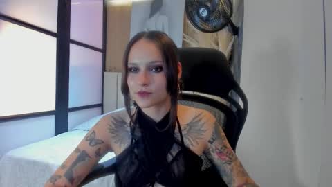 AnnyT online show from March 26, 10:15 pm