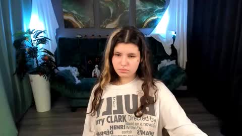 Anora online show from November 8, 1:47 pm