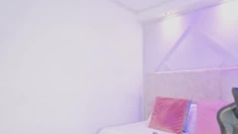 antho_red online show from May 4, 11:39 am