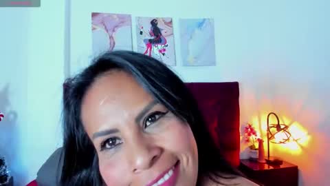 Anthonelaa   online show from December 3, 8:42 pm