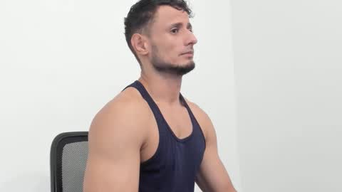 Snapshot of anthony_lewis_ chatting on October 15, 12:39 pm Adonys Creeb online show from October 15, 12:39 pm