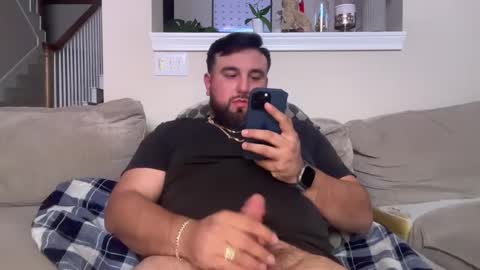 Snapshot of anthoss22 chatting on December 2, 2:24 am anthoss22 online show from December 2, 2:24 am