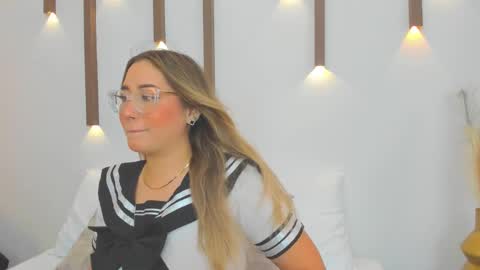 Snapshot of antonella_cutie_ chatting on March 1, 12:12 pm A N T O N E L L A online show from March 1, 12:12 pm