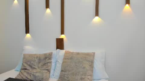 Snapshot of antonella_cutie_ chatting on February 27, 5:47 pm A N T O N E L L A online show from February 27, 5:47 pm