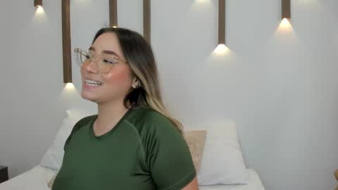 Snapshot of antonella_cutie_ chatting on January 31, 3:11 pm A N T O N E L L A online show from January 31, 3:11 pm