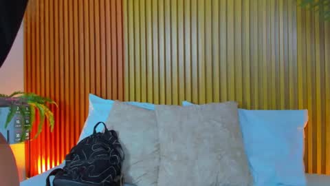 Snapshot of antonella_cutie_ chatting on September 22, 12:31 pm A N T O N E L L A online show from September 22, 12:31 pm