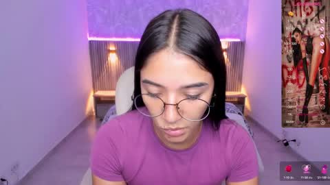 Snapshot of antonella_grayy chatting on February 27, 2:00 pm Antonella Grayy online show from February 27, 2:00 pm