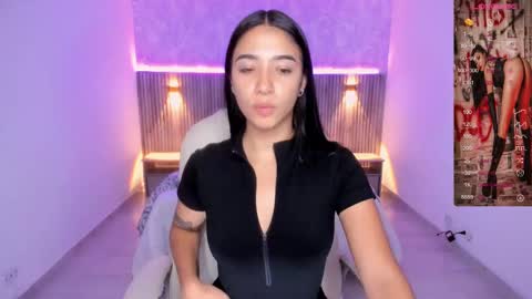 Snapshot of antonella_grayy chatting on February 22, 11:02 am Antonella Grayy online show from February 22, 11:02 am
