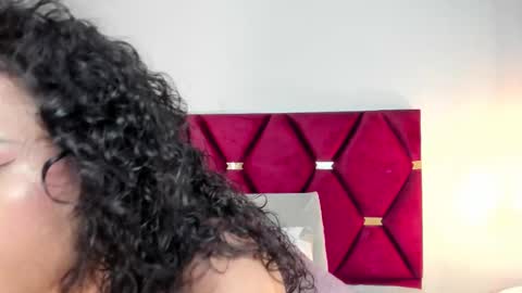 AntonellaHall  online show from November 8, 12:19 pm