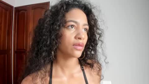 AntonellaHall  online show from March 28, 6:53 pm